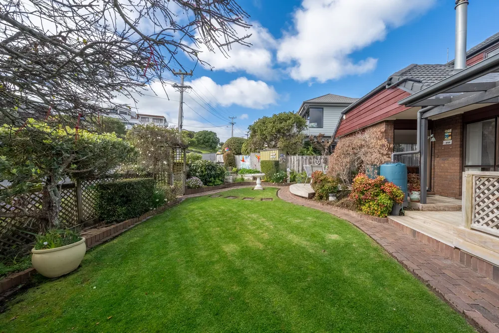 Photos of 1/2 Basilton Close