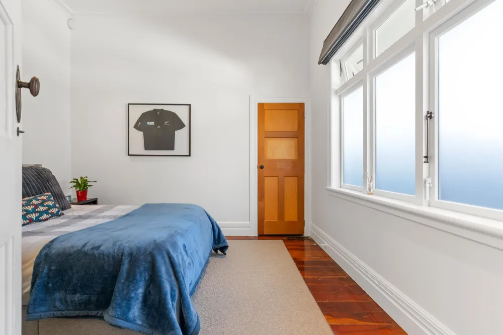 Photos of 51 Esplanade Road