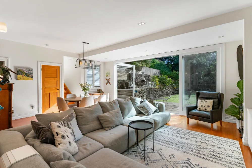 Photos of 51 Esplanade Road
