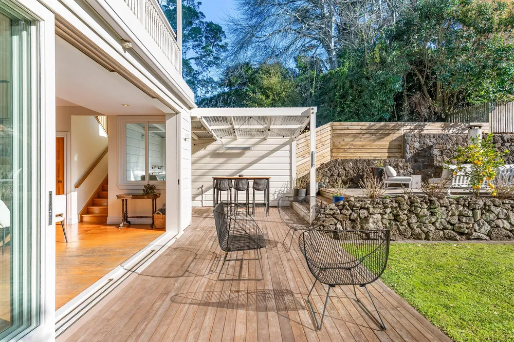 Photos of 51 Esplanade Road