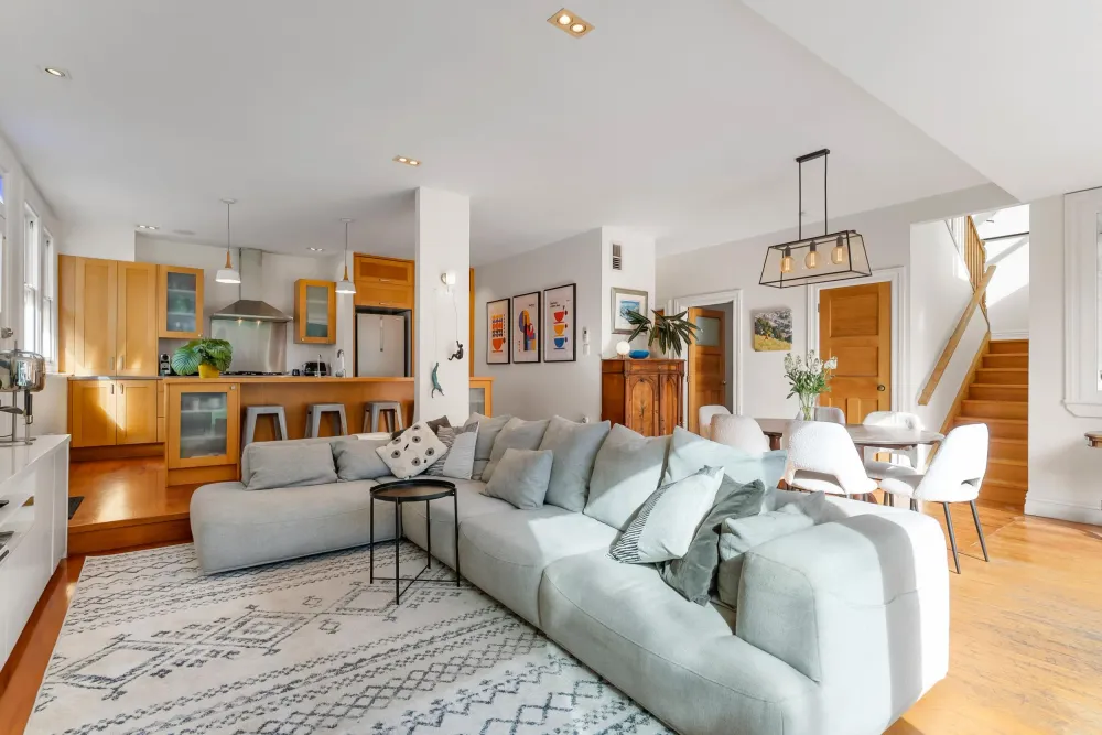 Photos of 51 Esplanade Road