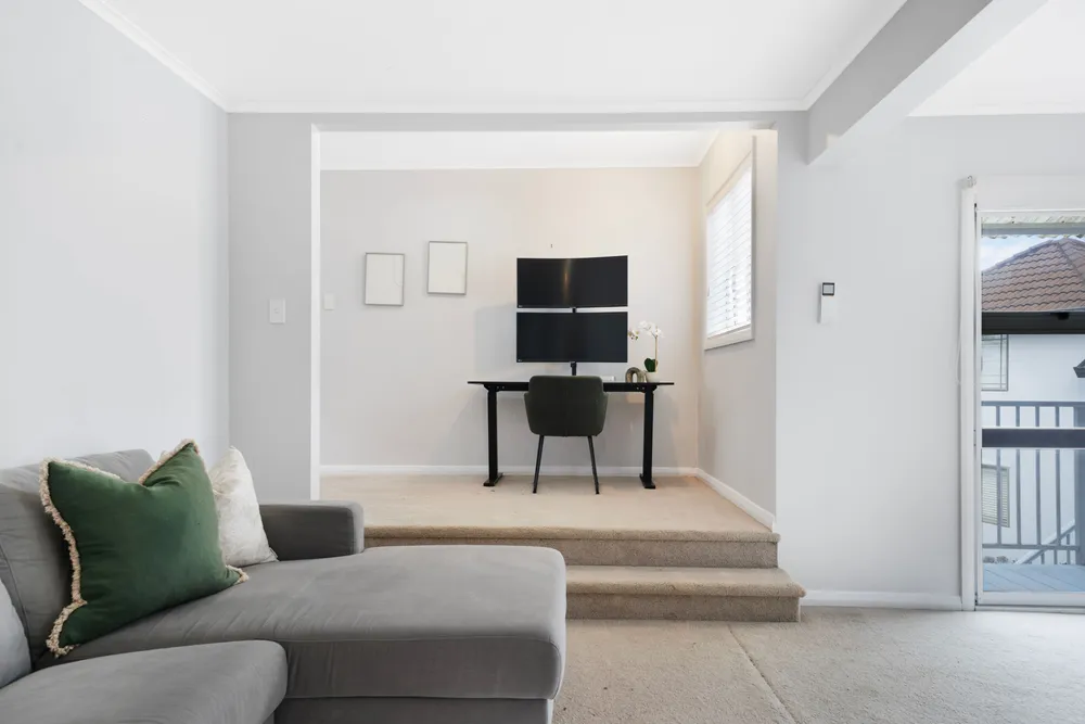 Photos of 83 Orakei Road