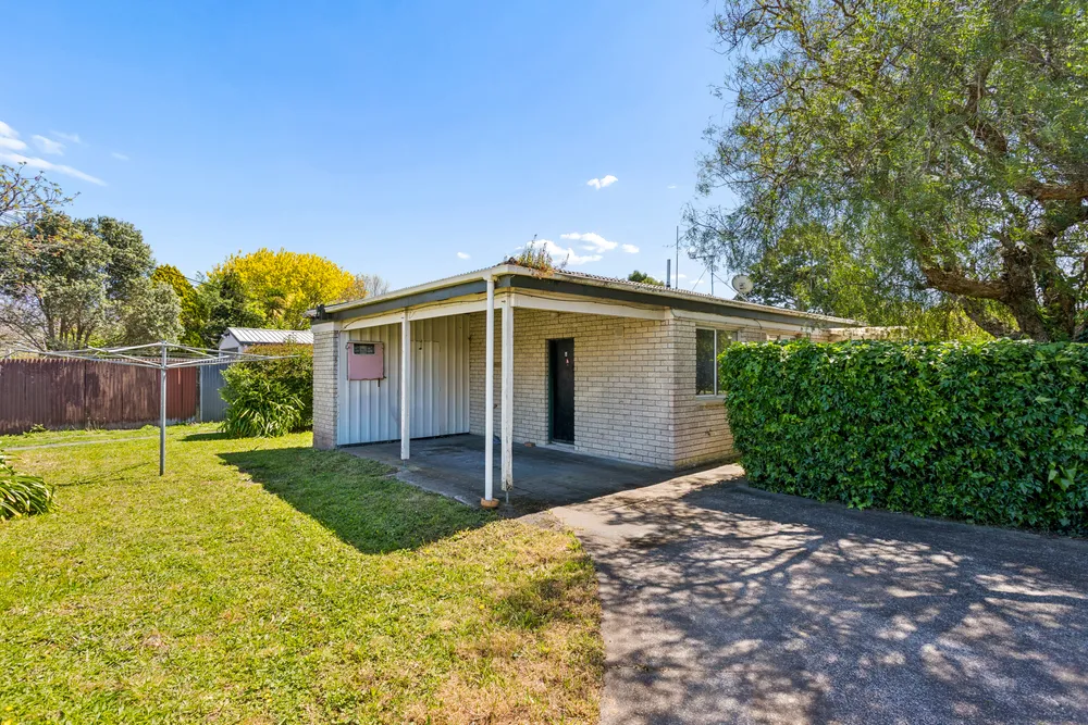 Photos of 83 Canal Road
