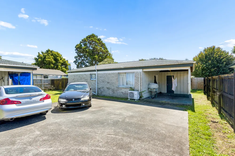 Photos of 83 Canal Road