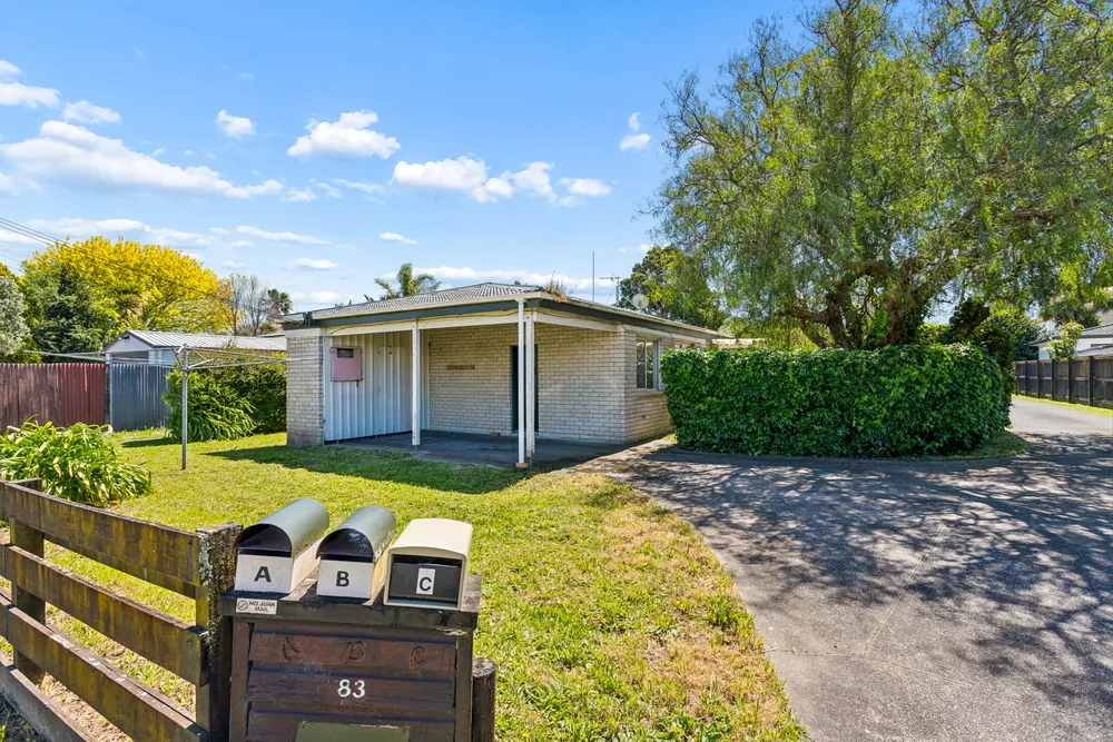 Photos of 83 Canal Road