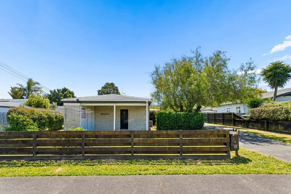 Photos of 83 Canal Road