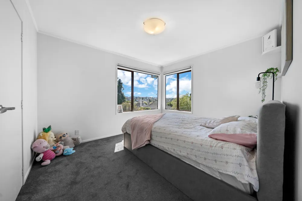 Photos of 31 Weetman Drive