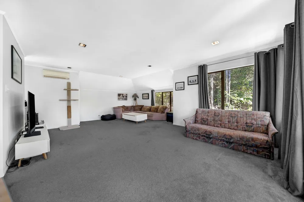 Photos of 31 Weetman Drive