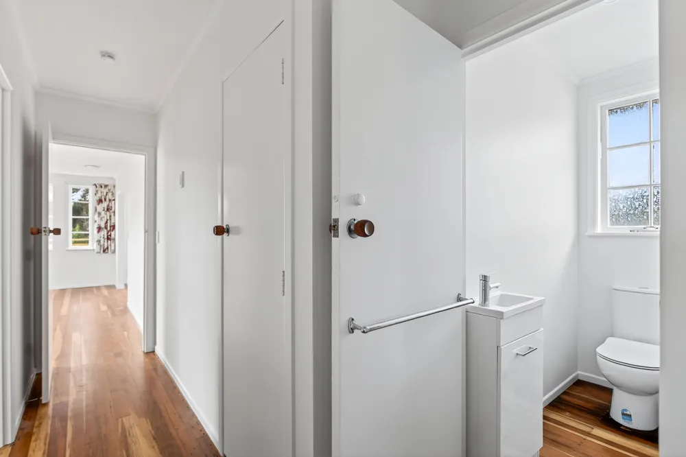 Photos of 25 Fergusson Drive