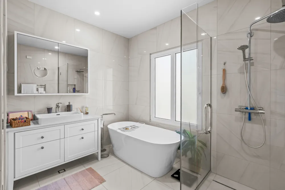 Photos of 4 Ayr Street