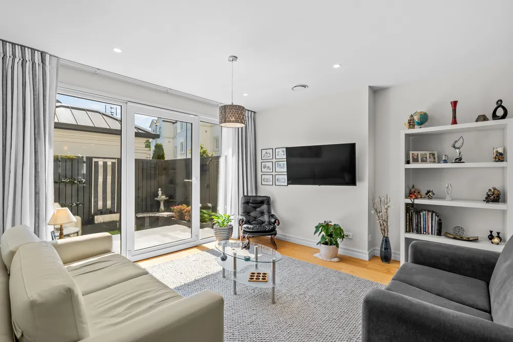 Photos of 4 Ayr Street