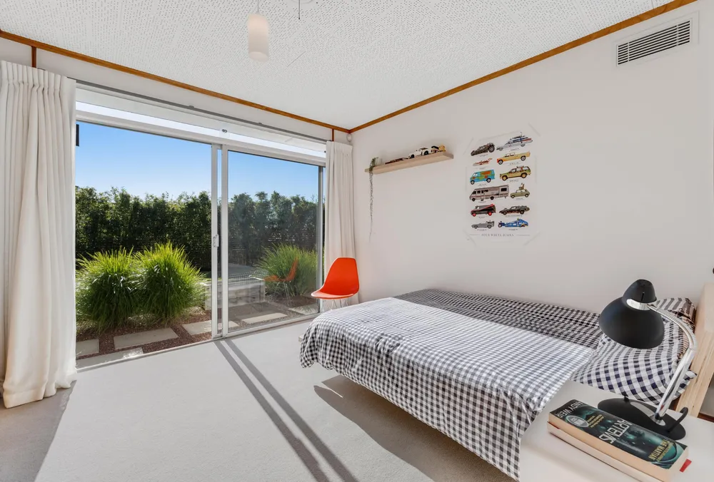 Photos of 12 Burford Place