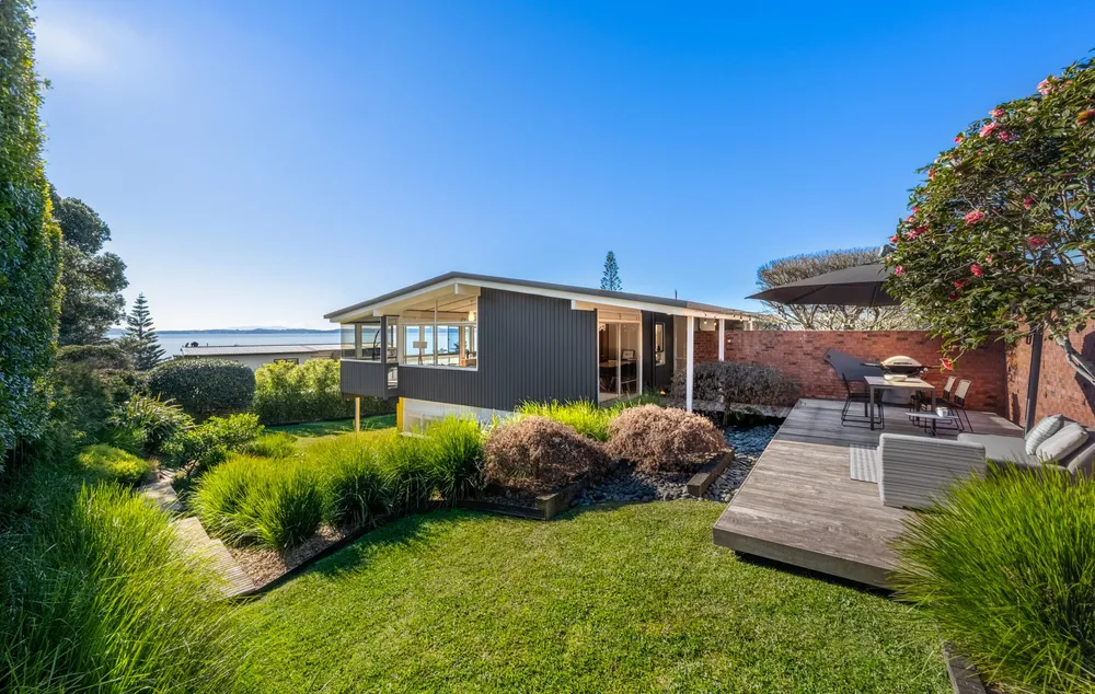 Photos of 12 Burford Place