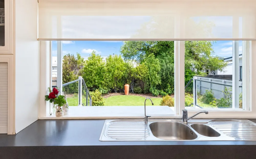 Photos of 262 Whitaker Street