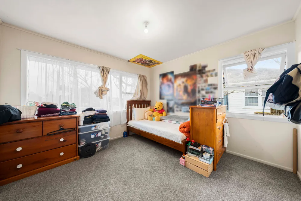 Photos of 65 Ashton Avenue