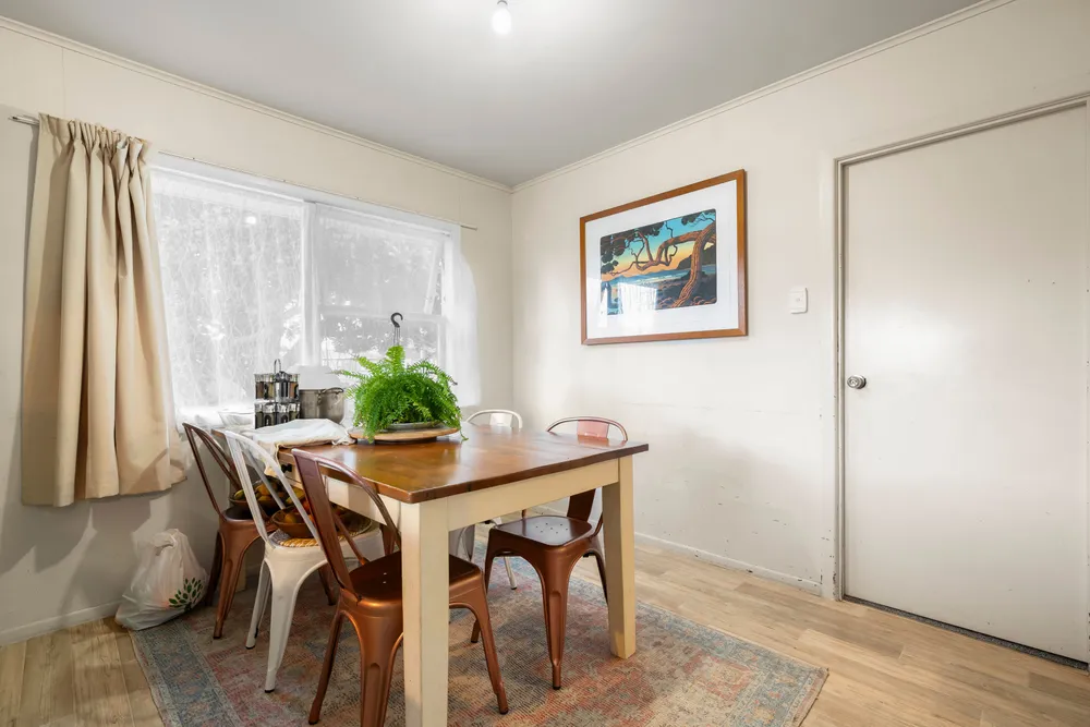 Photos of 65 Ashton Avenue