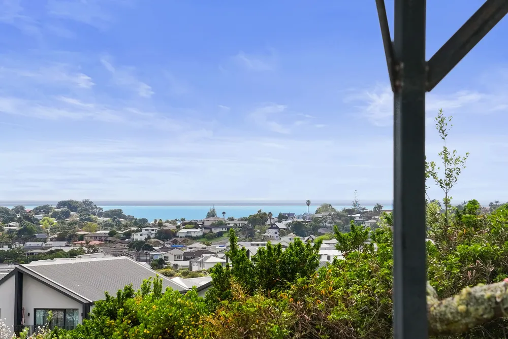 Photos of 24 John Dee Crescent