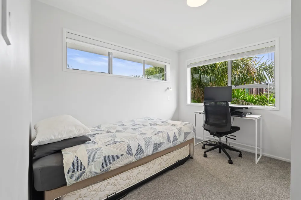 Photos of 24 John Dee Crescent