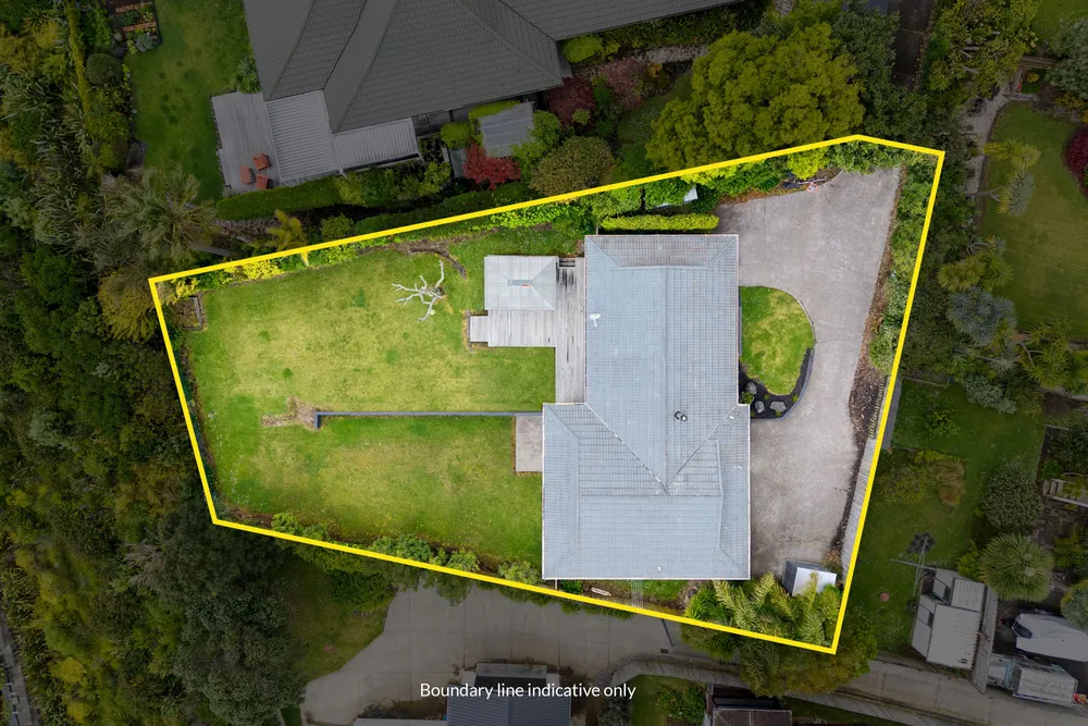 Photos of 24 John Dee Crescent