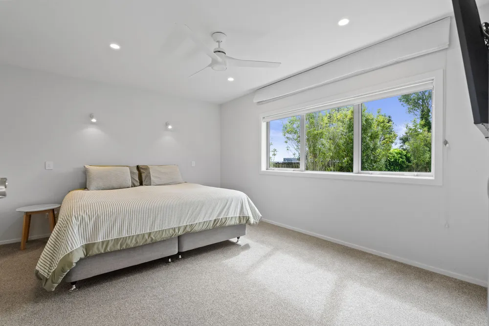 Photos of 24 John Dee Crescent