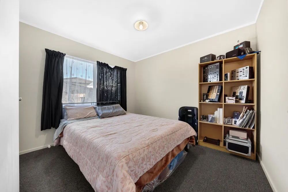 Photos of 2/161 Old Wairoa Road