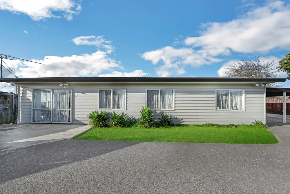 Photos of 2/161 Old Wairoa Road