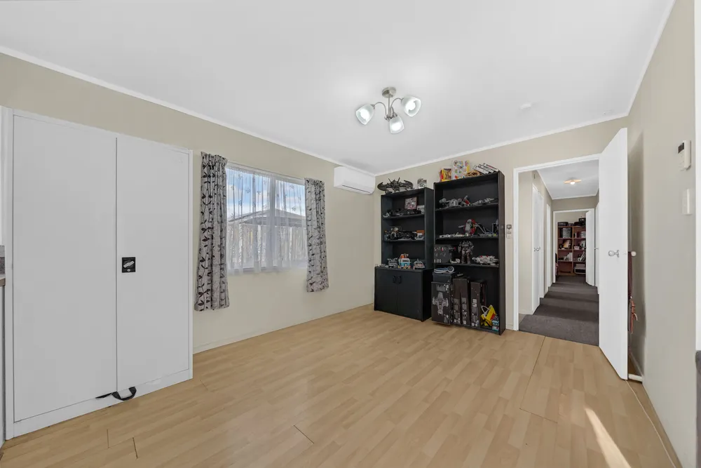 Photos of 2/161 Old Wairoa Road