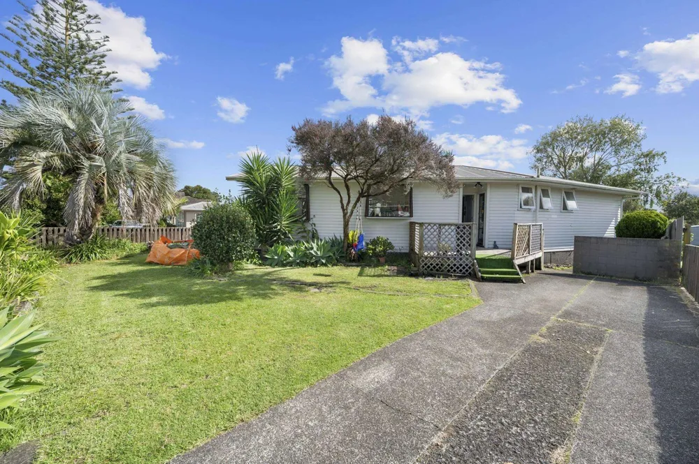 Photos of 24 Cramond Drive