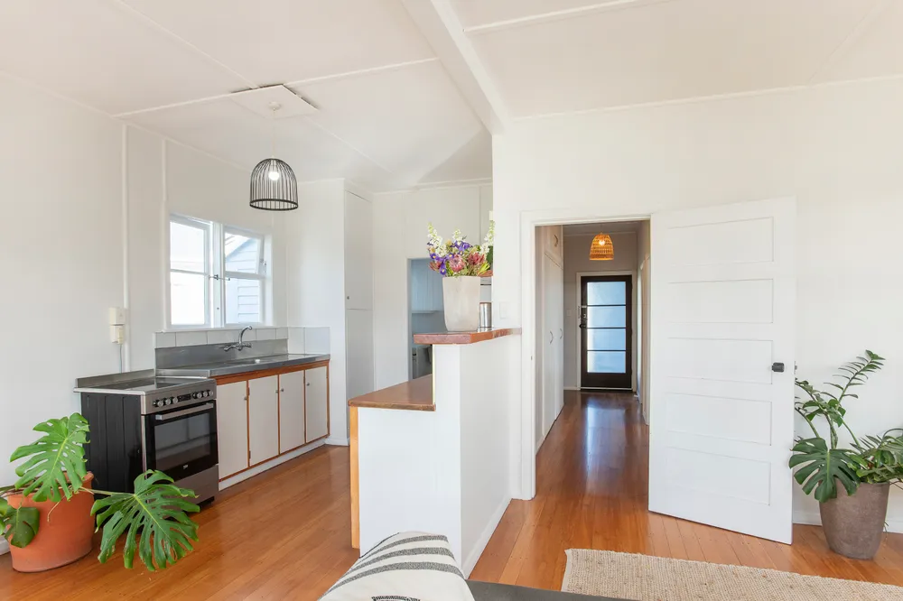 Photos of 9 Shaw Street