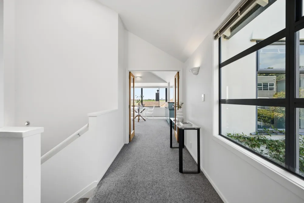 Photos of 100B Coates Avenue