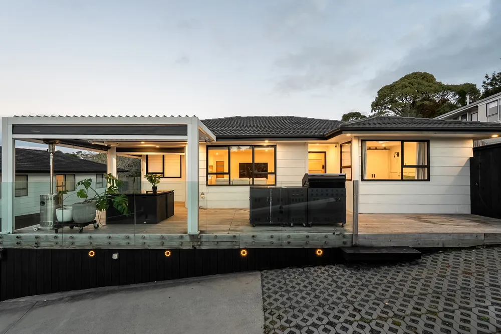 Photos of 33 Trias Road