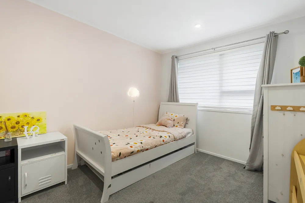 Photos of 33 Trias Road