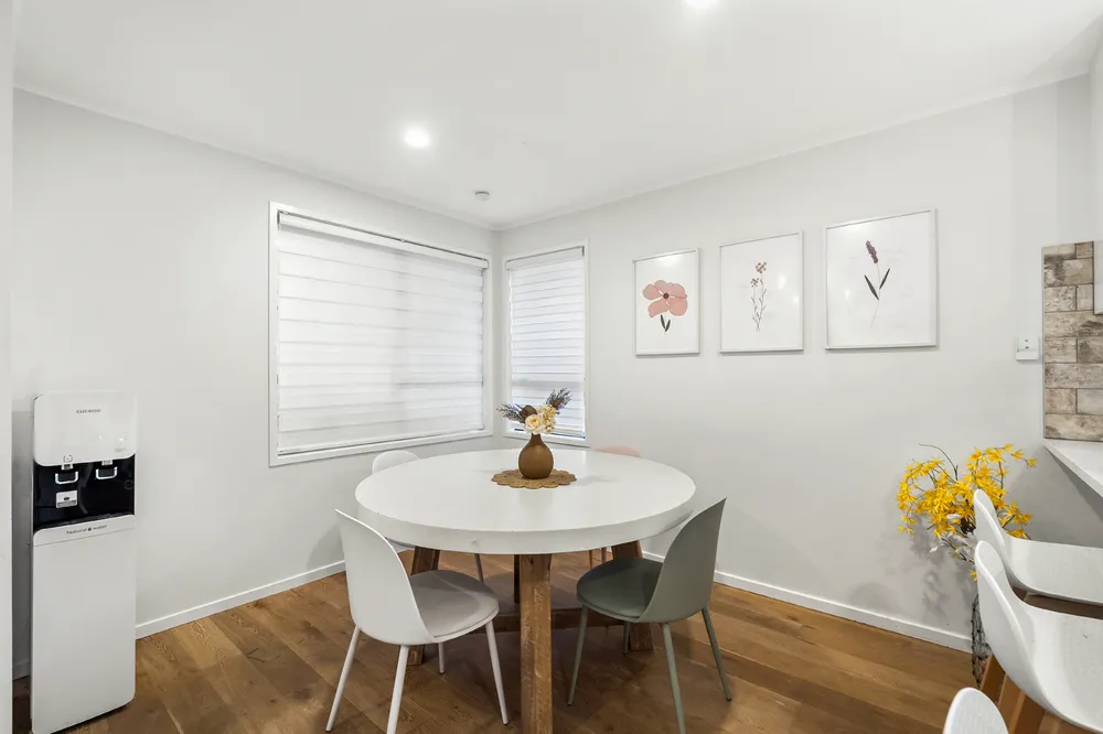 Photos of 33 Trias Road
