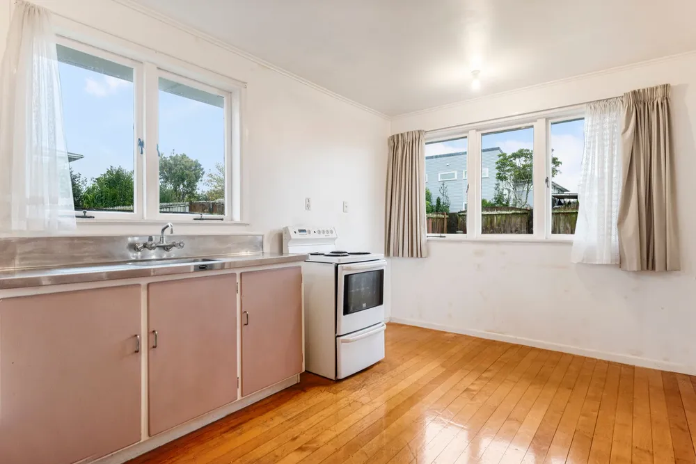 Photos of 11 Reiman Street