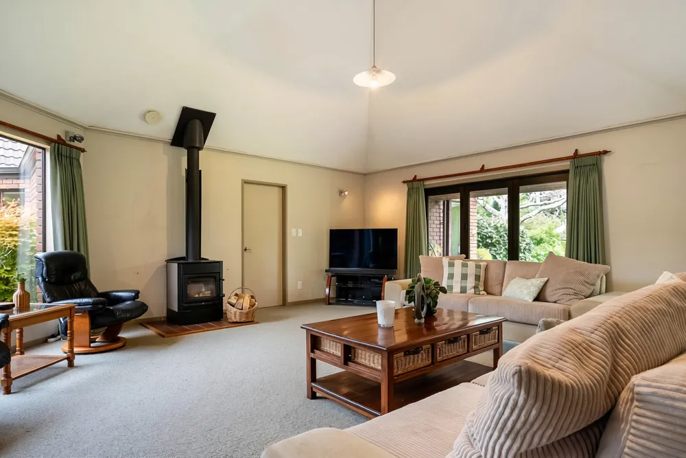 Photos of 119 Paekakariki Hill Road