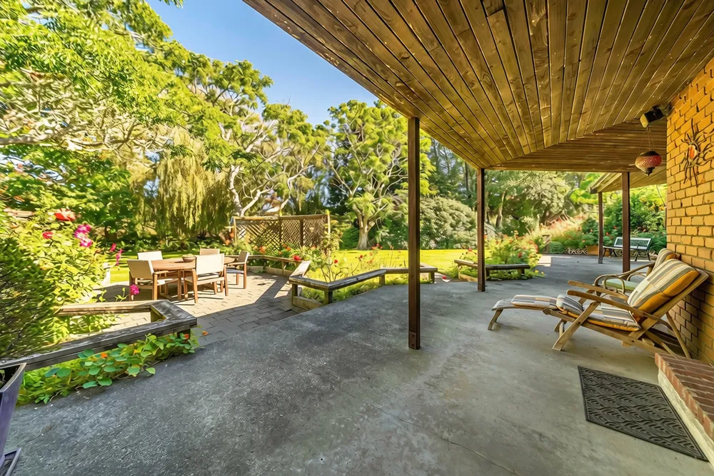 Photos of 119 Paekakariki Hill Road