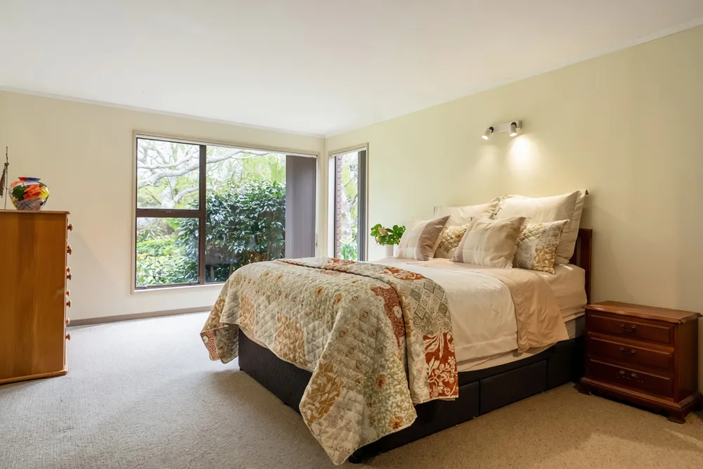 Photos of 119 Paekakariki Hill Road