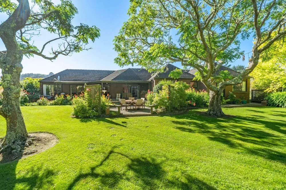 Photos of 119 Paekakariki Hill Road