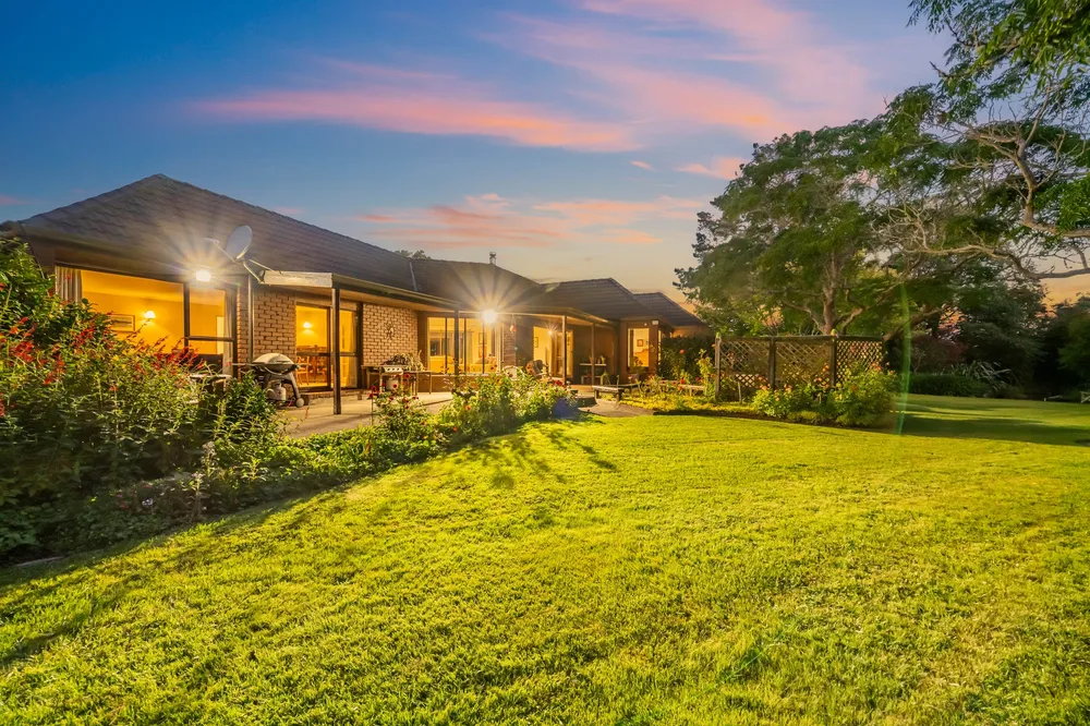 Photos of 119 Paekakariki Hill Road