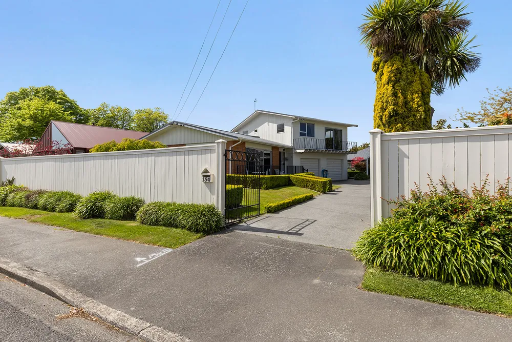 Photos of 154 Mays Road