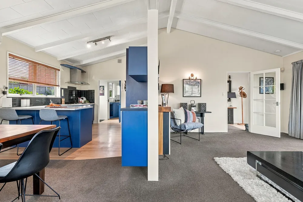 Photos of 154 Mays Road
