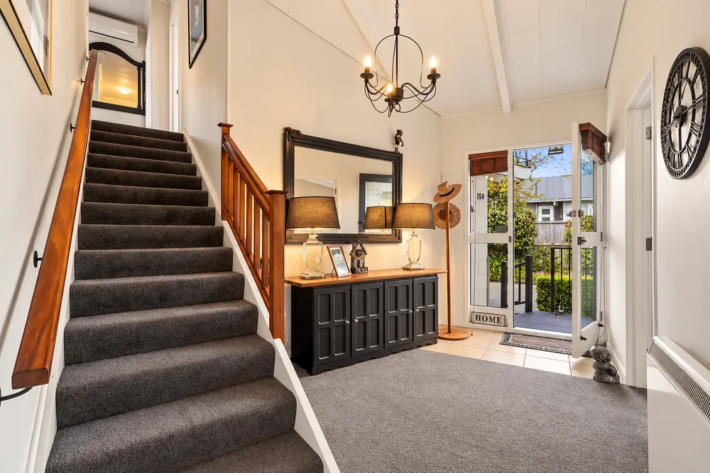 Photos of 154 Mays Road