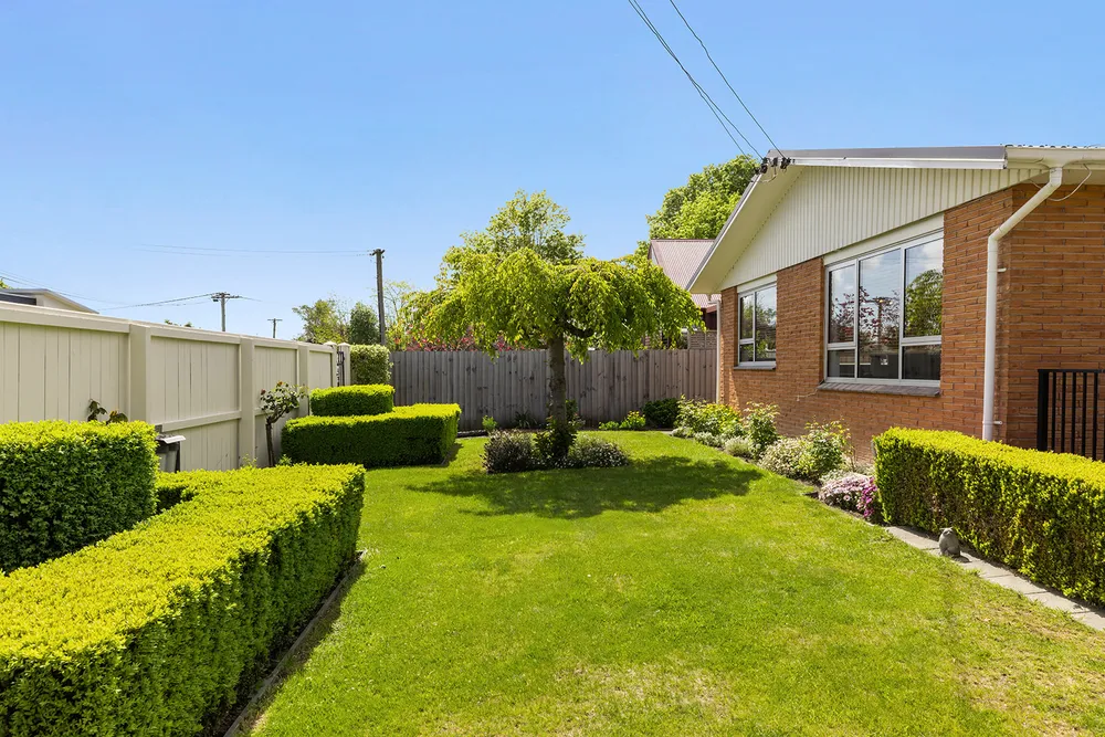Photos of 154 Mays Road