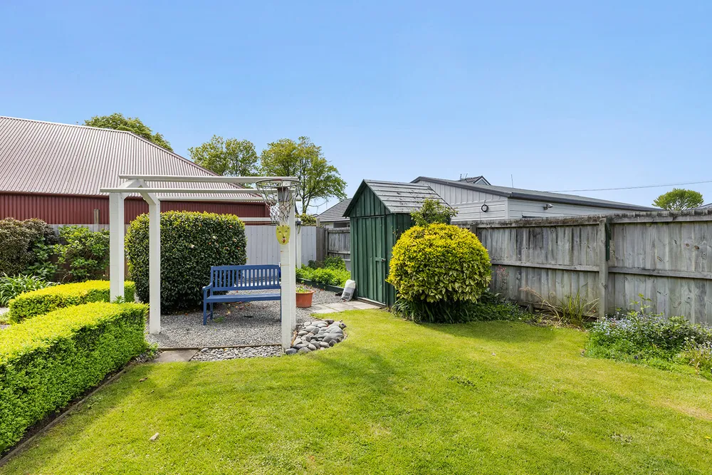 Photos of 154 Mays Road