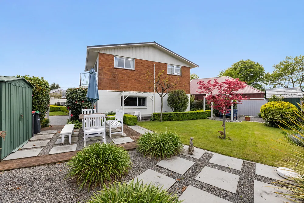 Photos of 154 Mays Road