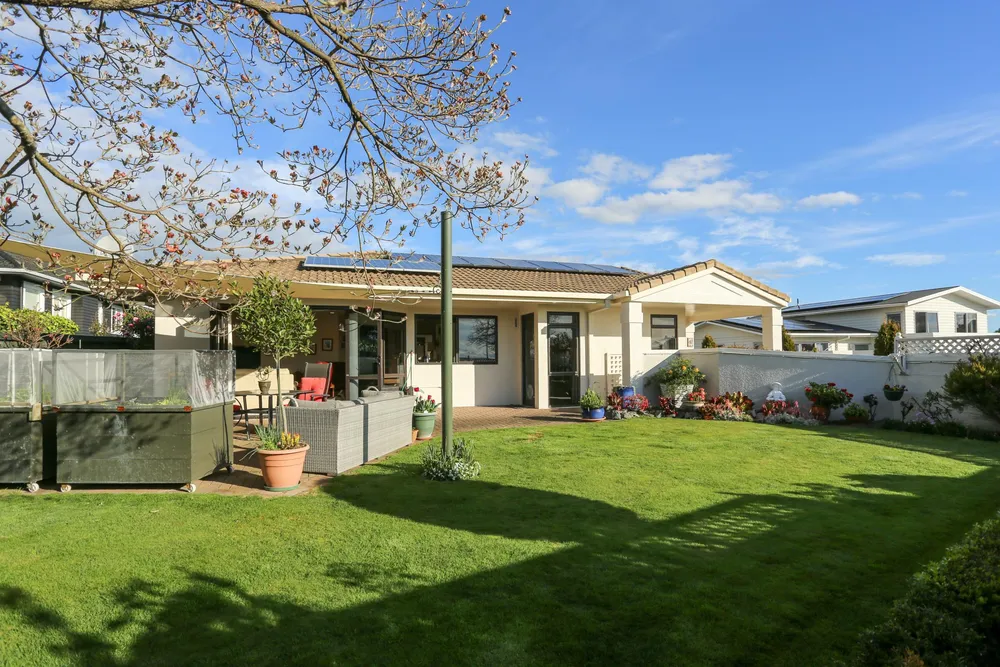 Photos of 192 Levers Road