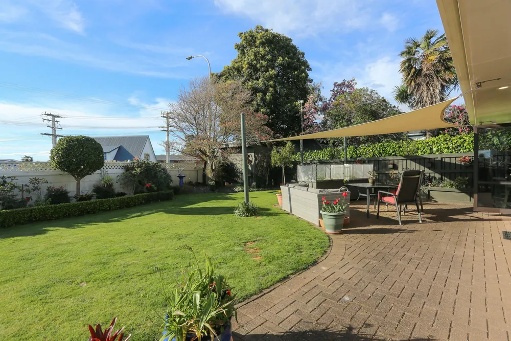 Photos of 192 Levers Road