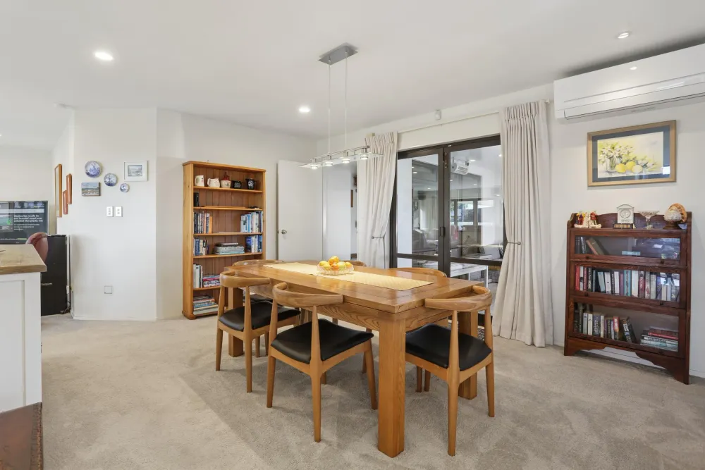 Photos of 192 Levers Road