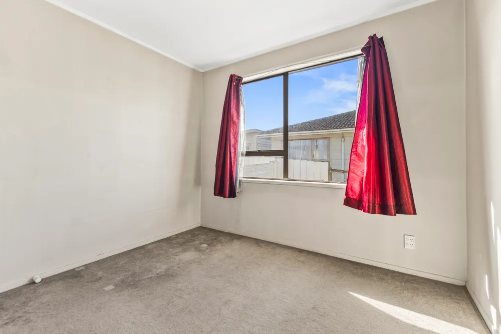 Photos of 96 Hyperion Drive