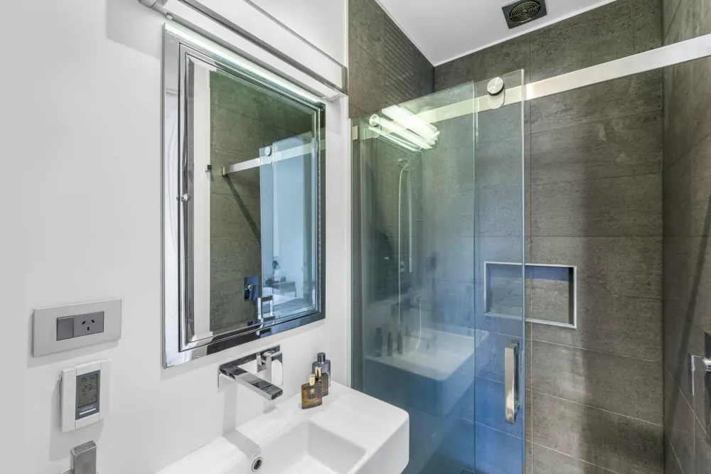 Photos of 43 Godden Crescent
